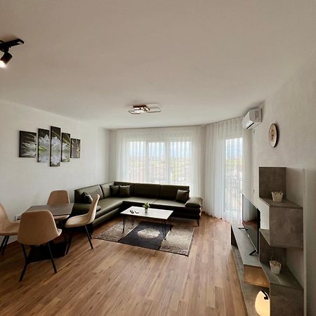 Holiday Apartments Gjakova Exterior foto
