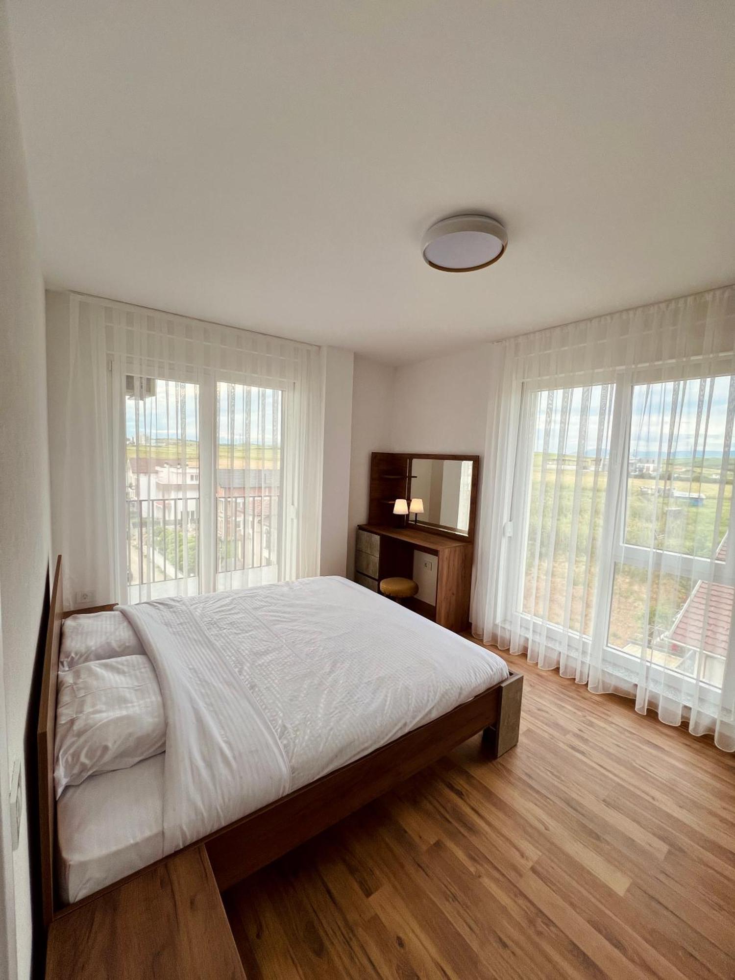 Holiday Apartments Gjakova Exterior foto