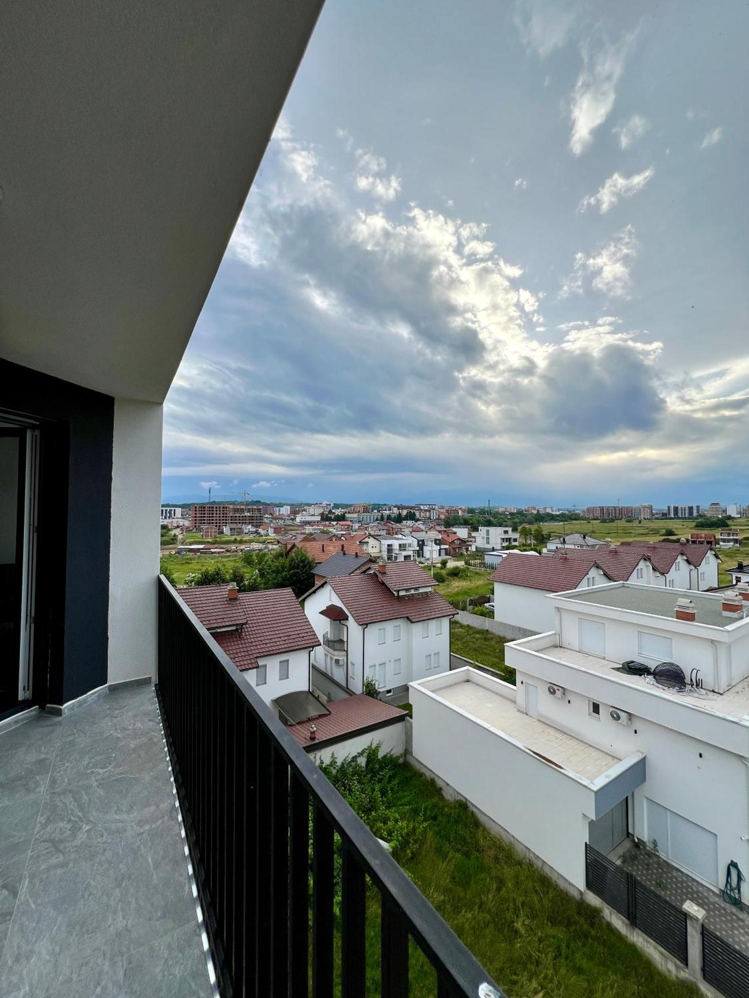 Holiday Apartments Gjakova Quarto foto