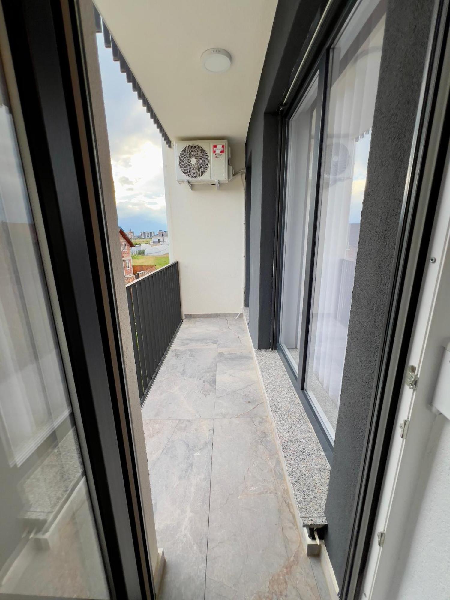 Holiday Apartments Gjakova Quarto foto