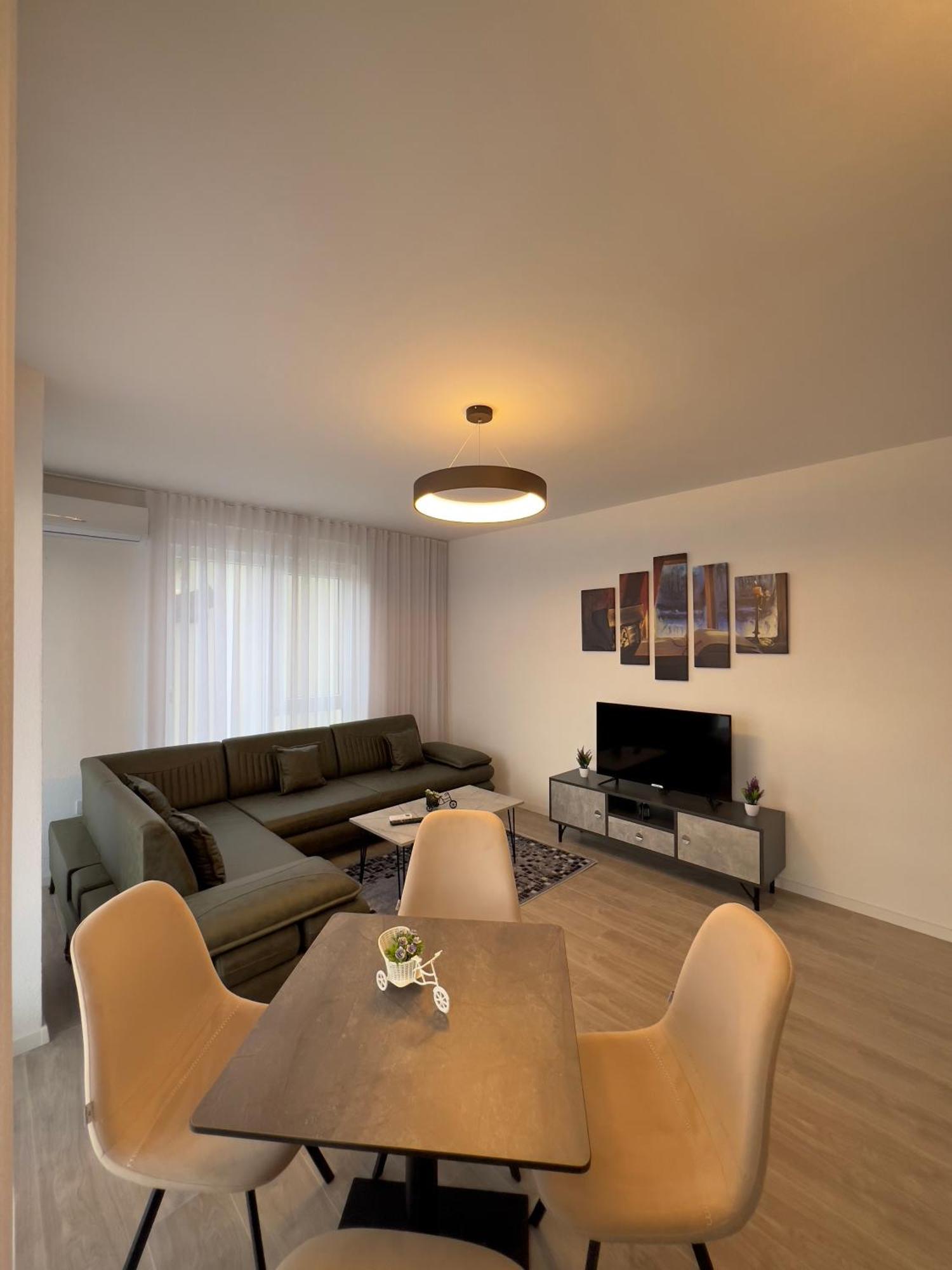 Holiday Apartments Gjakova Quarto foto